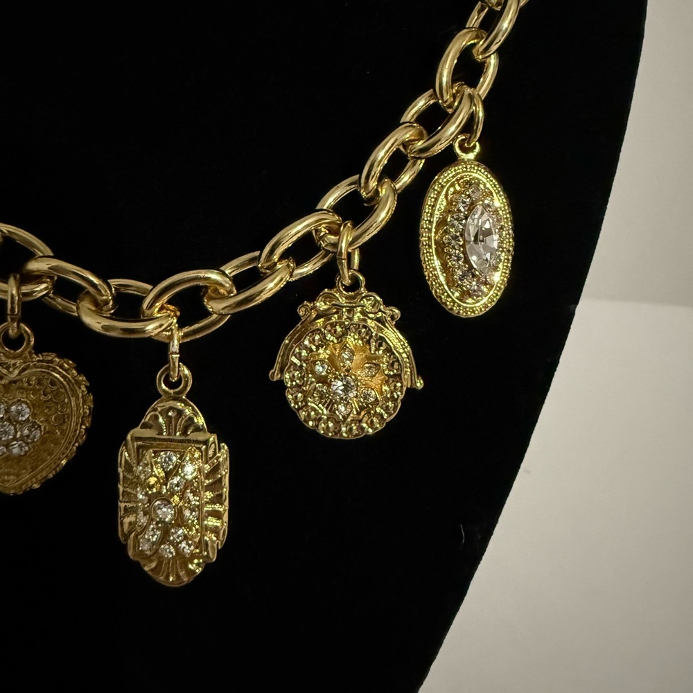 Ben-Amun 24kt gold charms necklace New - Picture 4 of 8